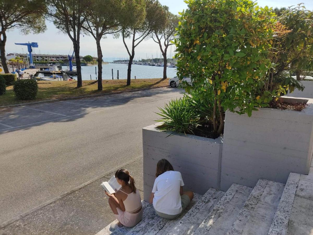 Signora Ruth - Aprilia Residence Aprilia Marittima Εξωτερικό φωτογραφία