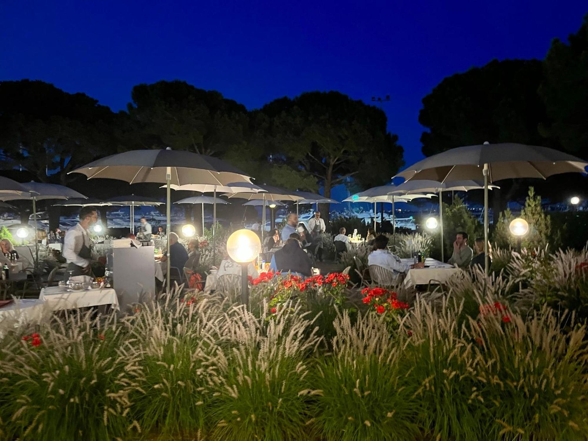 Signora Ruth - Aprilia Residence Aprilia Marittima Εξωτερικό φωτογραφία