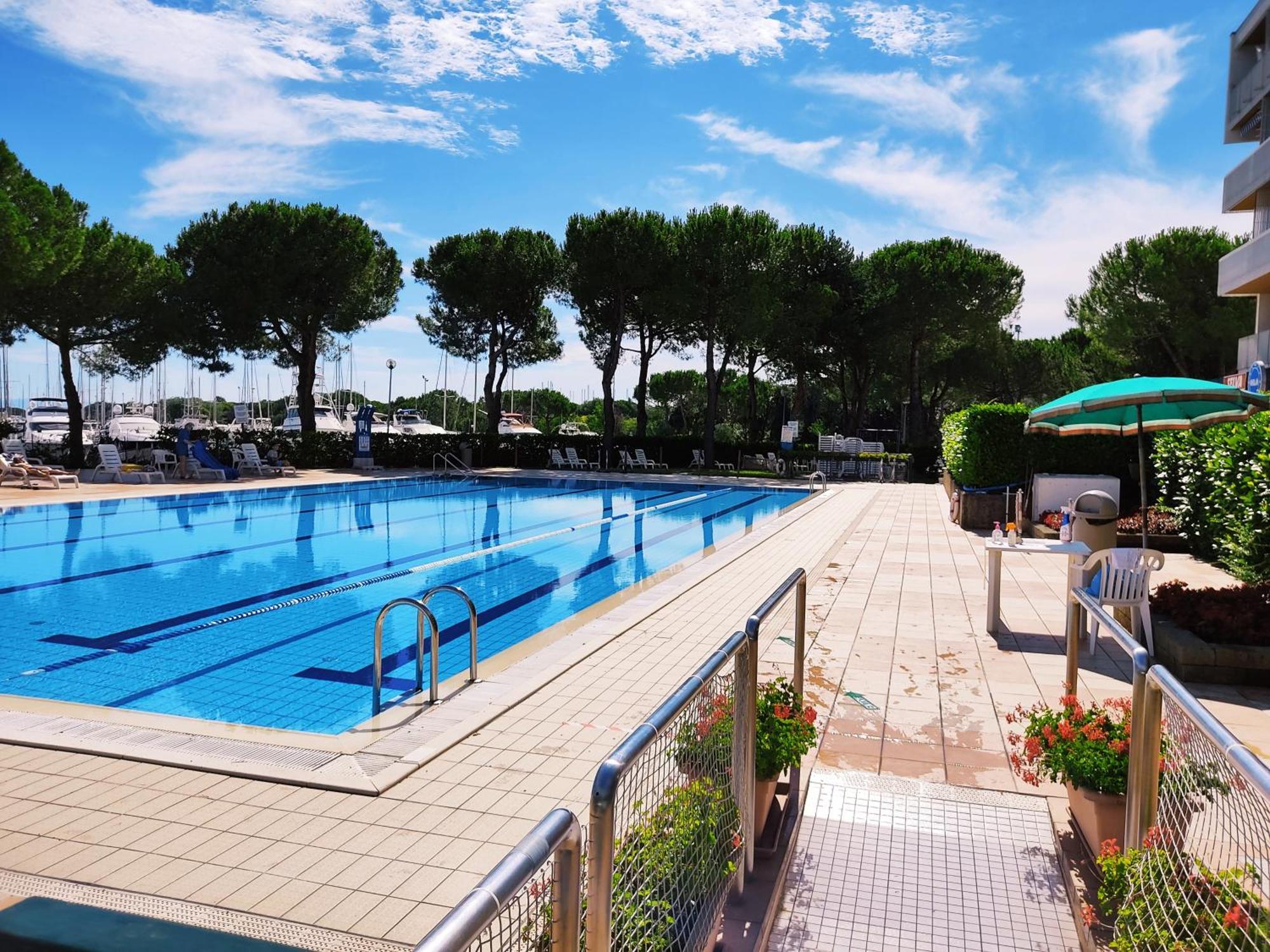 Signora Ruth - Aprilia Residence Aprilia Marittima Εξωτερικό φωτογραφία
