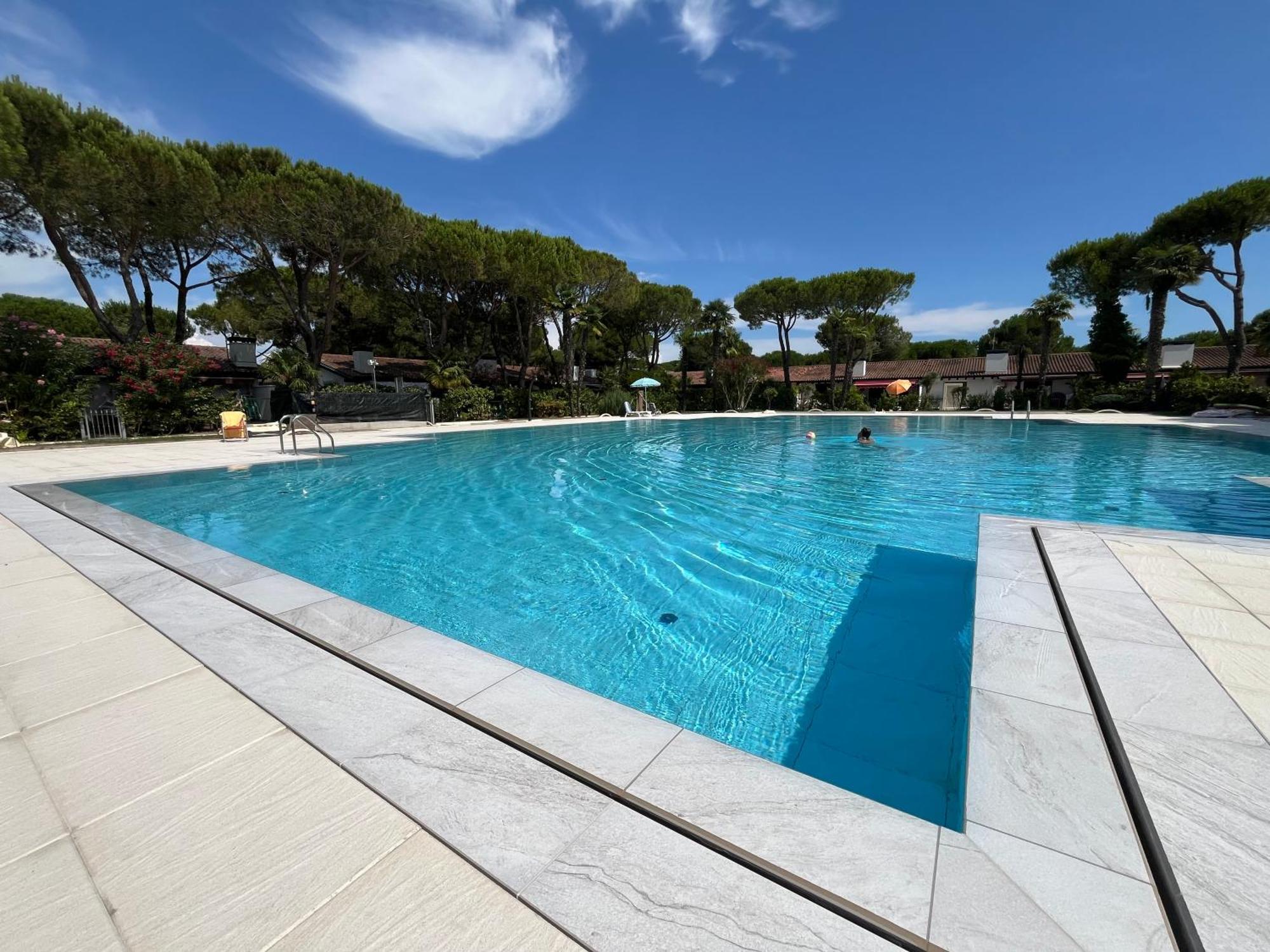 Signora Ruth - Aprilia Residence Aprilia Marittima Εξωτερικό φωτογραφία
